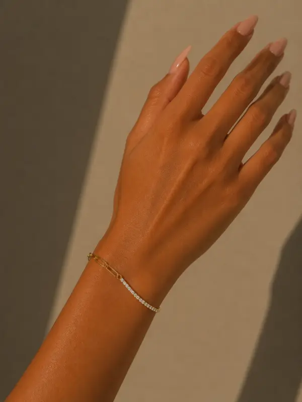 0882e1bb-dc19-4d21-b5c0-102424b898b1 Sweet Diamond Bracelet