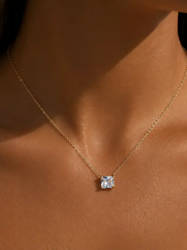 0ba1c889-15a9-42f0-b8db-98b8f7429f1f Square Diamond Necklace