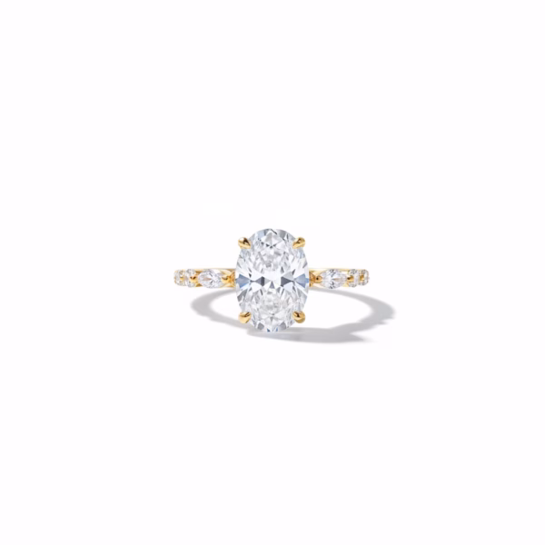 Queen Diamond Ring
