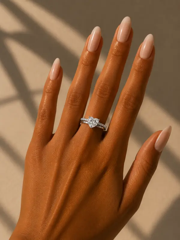 Sweet Diamond Ring Silver