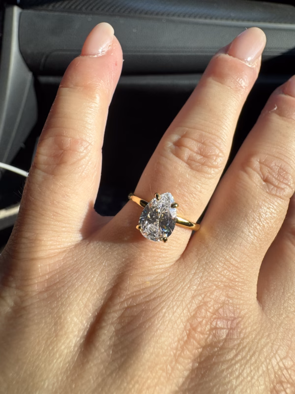 Drop Diamond Ring 2 Carat